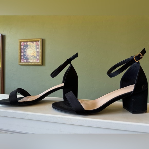 Azazie Shoes - Azazie Black Block Heel Sandals